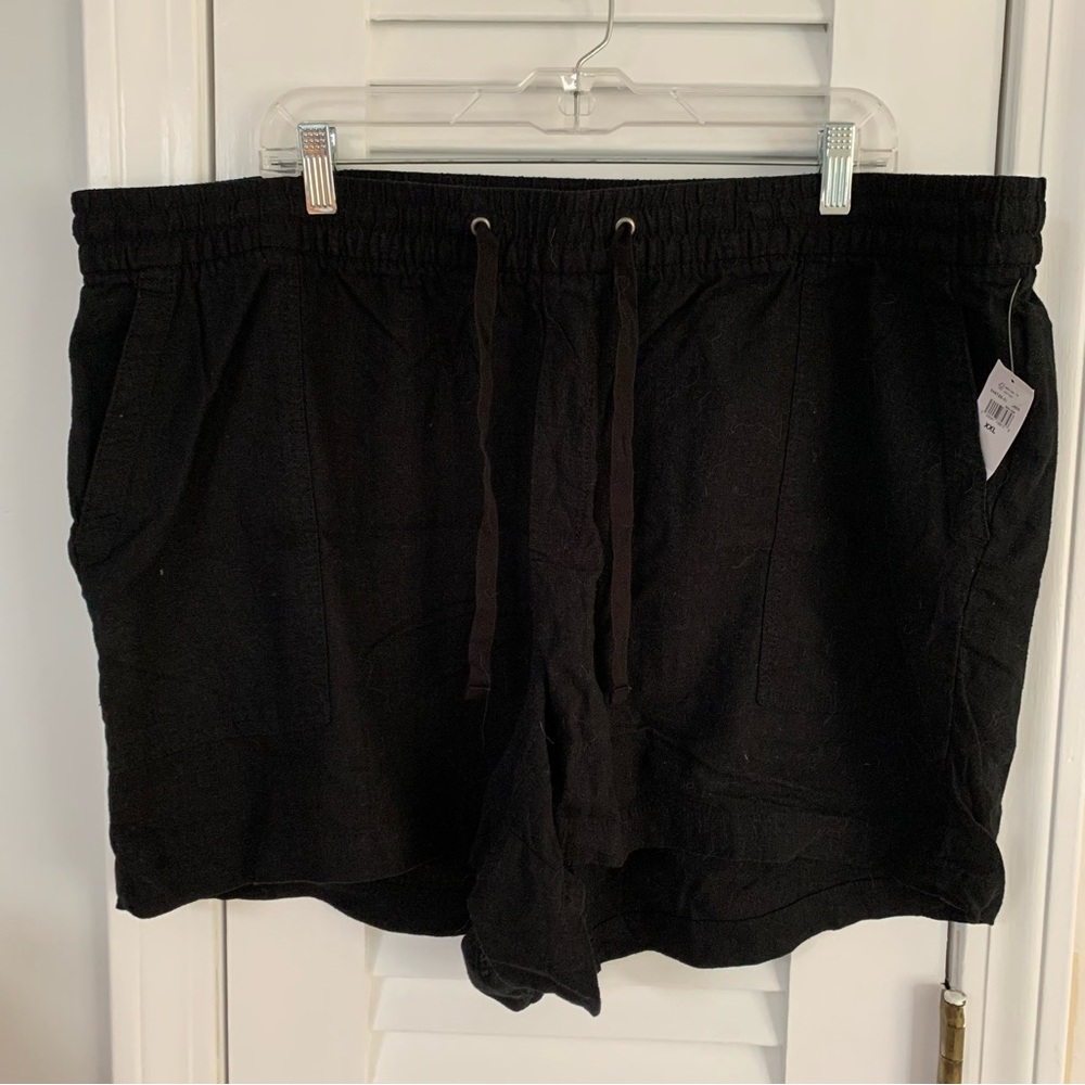 NWT: Gap black linen shorts XXL
